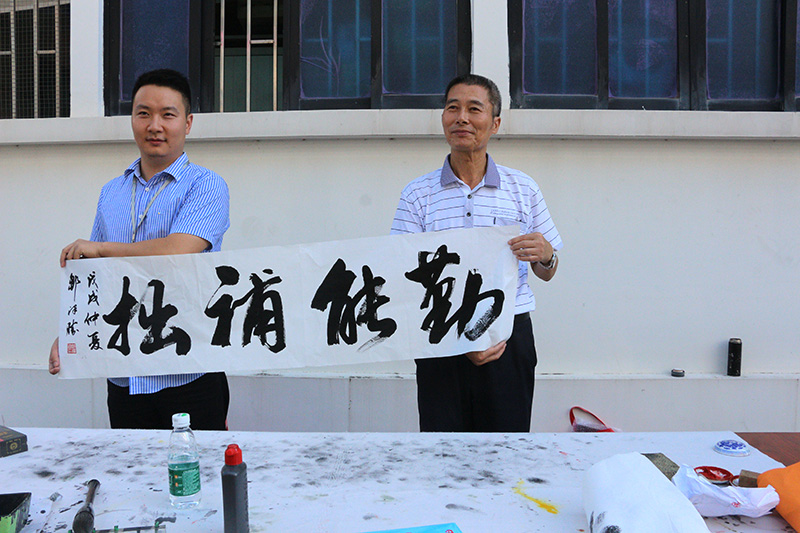 6686体育公司成功举办第一届“关爱生命，奉献爱心”无偿献血活动